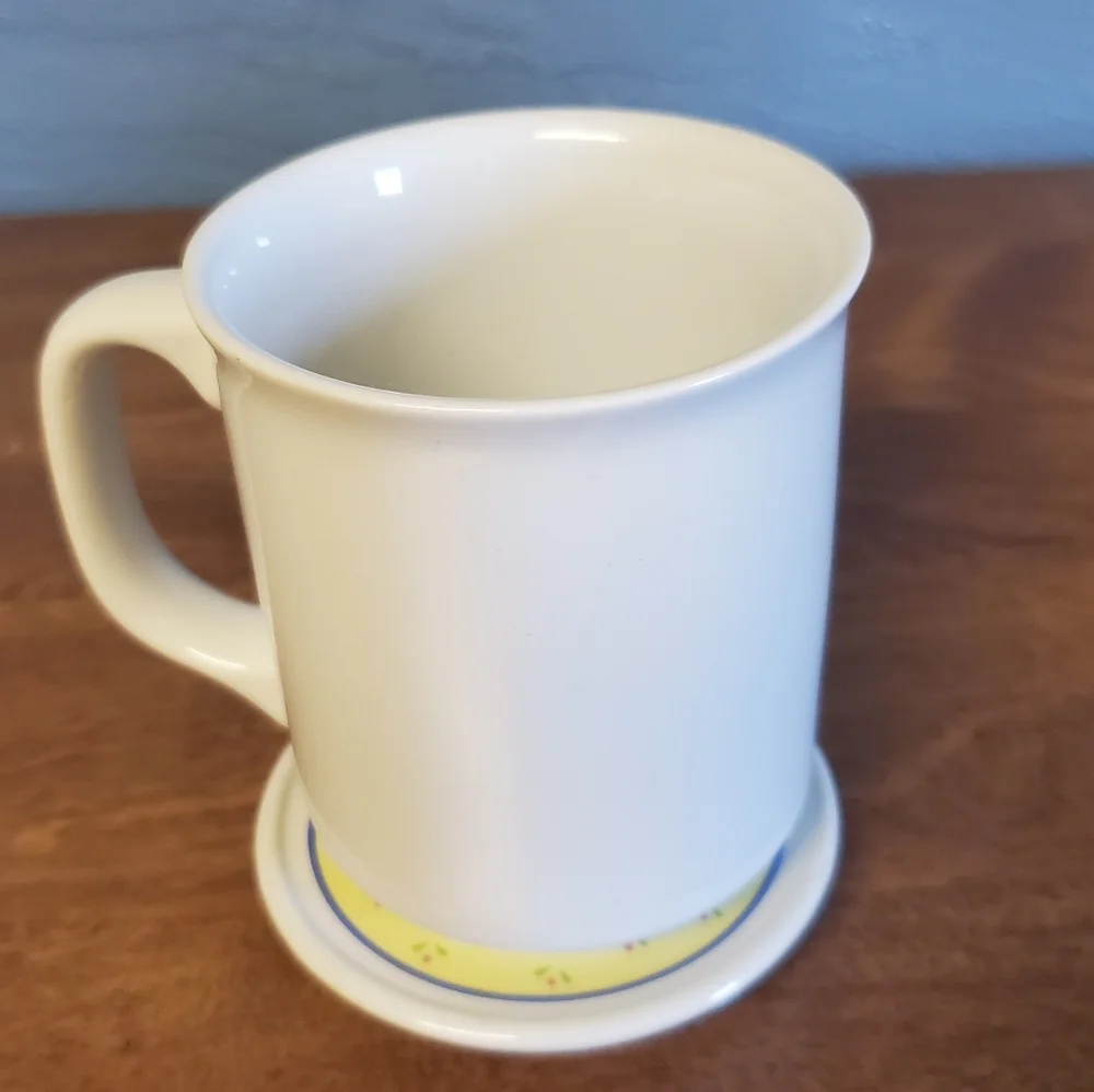 Vintage Giftco Inc. Goose Coffee Mug with Lid